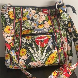 Vera crossbody